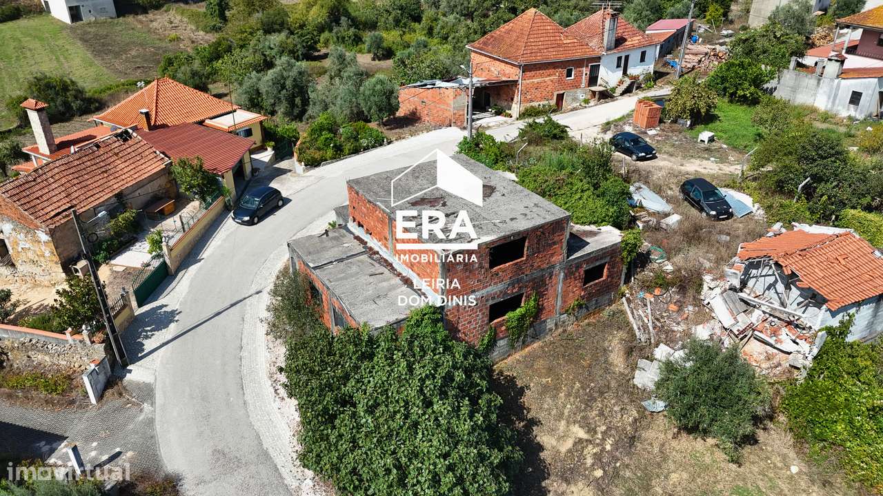 Terreno com ruína em Pombal-0