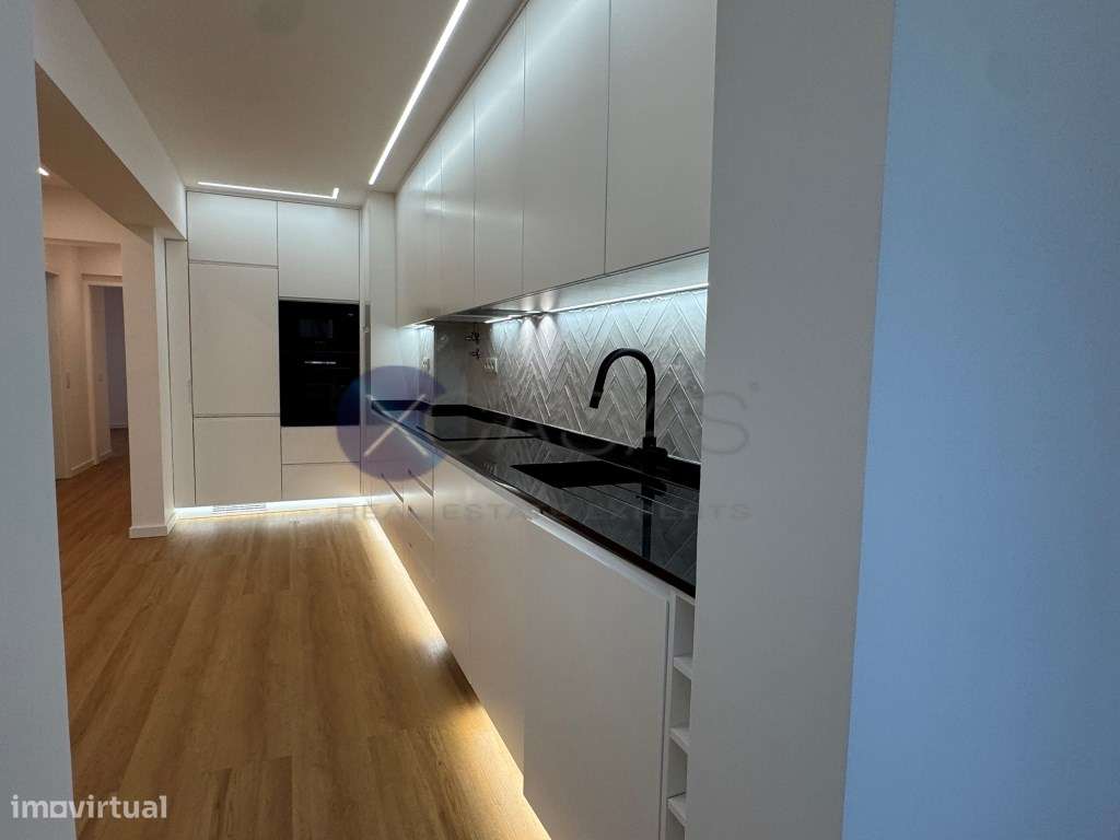 Apartamento T1 no Centro de Cascais para venda e novo a estrearam l... - Grande imagem: 4/29
