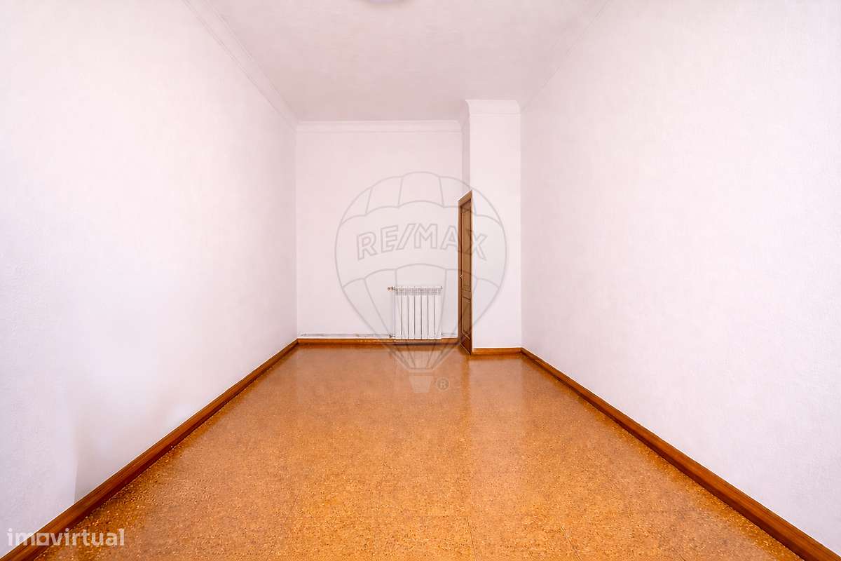 Moradia T5 para venda-18