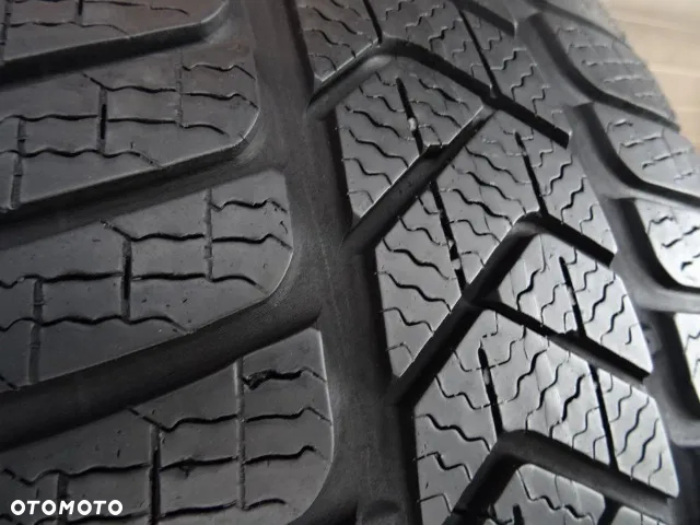 225/50/R17 98H PIRELLI WINTER SOTTO ZERO 3 - 4