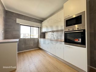 Apartamento T3 em Aldeia de Paio Pires no Seixal