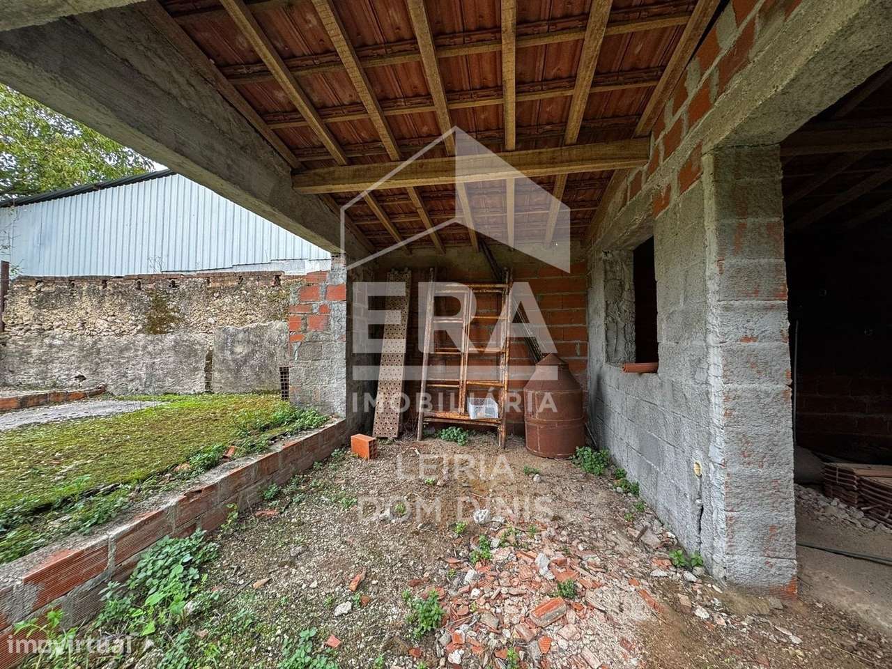 Moradia Isolada T3 em Ferreira do Zêzere-6