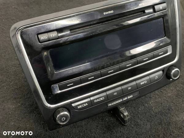 RADIO MP3 SWING SKODA SUPERB II 3T0035161G - 2