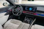 BMW Seria 7 740d xDrive MHEV - 15