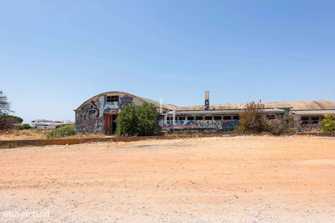 Terreno Urbano com Projeto aprovado para Complexo Residencial - Olhão - Grande imagem: 3/19