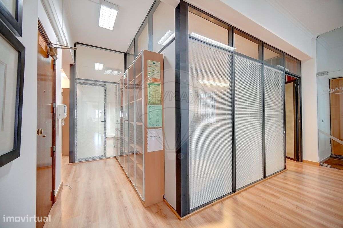 Escritório  para venda - Grande imagem: 2/17