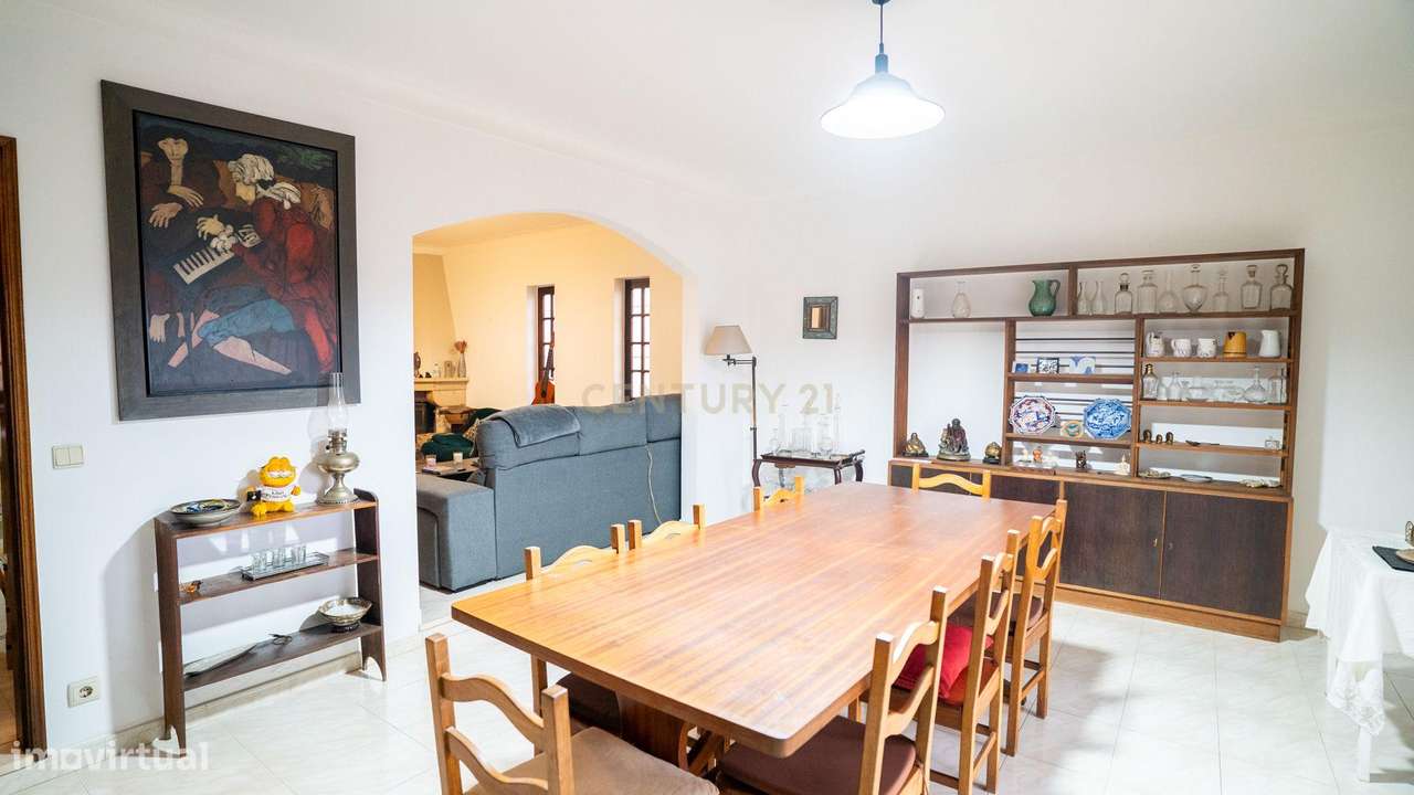 Moradia T4 com garagem na Venda do Pinheiro - Grande imagem: 4/38