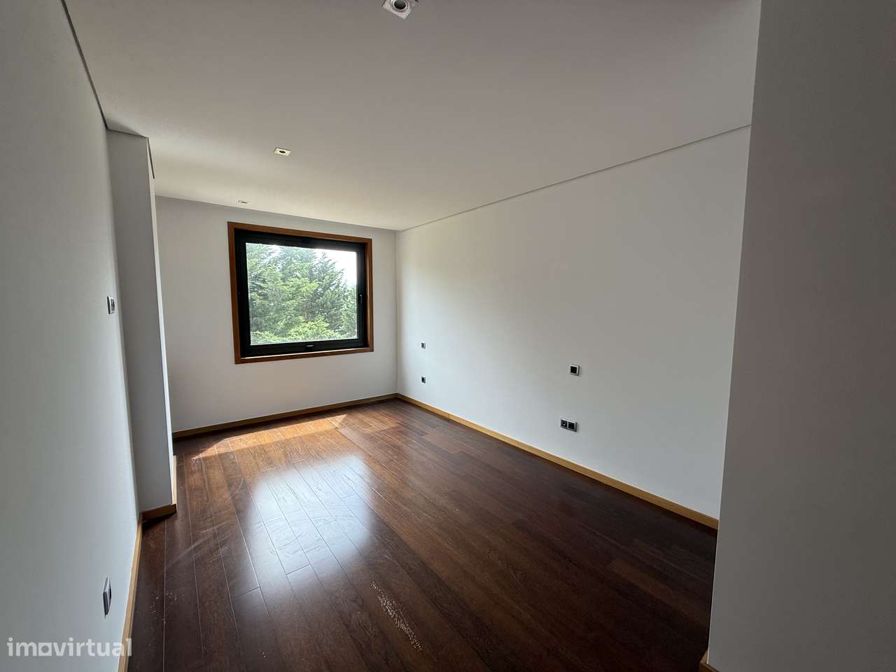 Apartamento T3 no centro com excelentes acabamentos-12