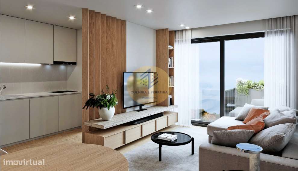 Apartamento T2| 2 Suítes| Varanda| Junto ao H.S. João| Areosa-5