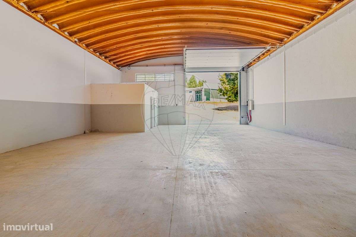 Armazém  para arrendamento - Grande imagem: 5/13