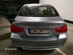 BMW Seria 3 320i - 3