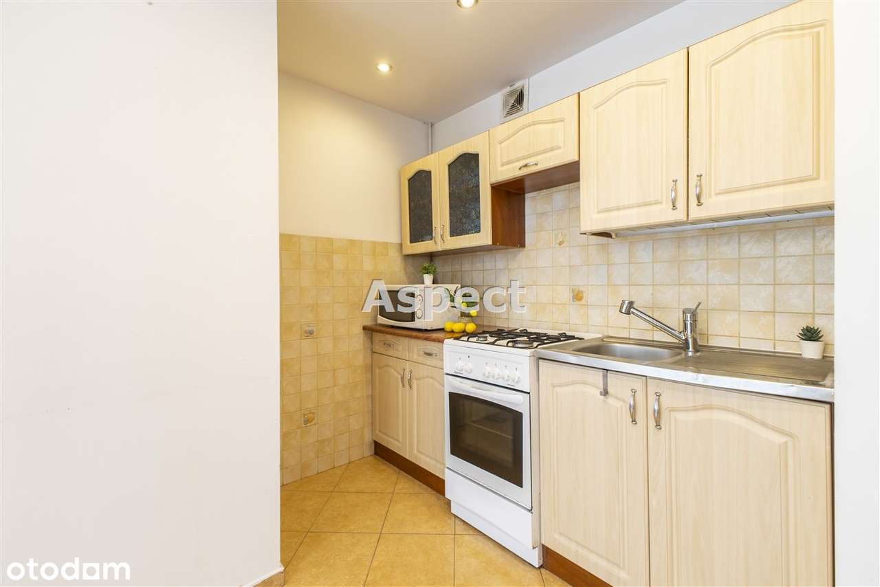 W pełni umeblowana kawalerka 28m2 os.Tysiąclecia - Pełny obrazek: 4/8