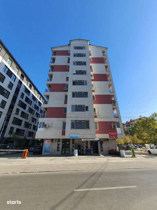 Spatii comerciale stradale cu tot cu afacerii - Imagine principală: 2/9