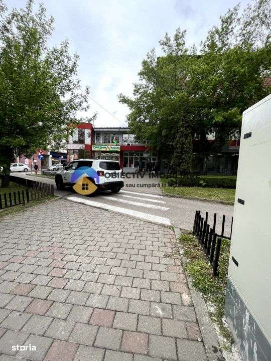 Ocazie unica! Spatiu comercial ultracentral Piatra Neamt - Imagine principală: 4/10