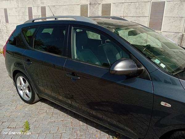 Kia Ceed SW 1.6 CRDi LX - 13