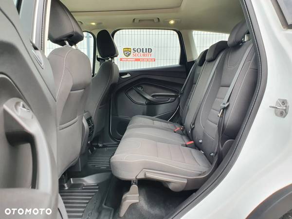 Ford Kuga 2.0 TDCi 4WD Trend - 29