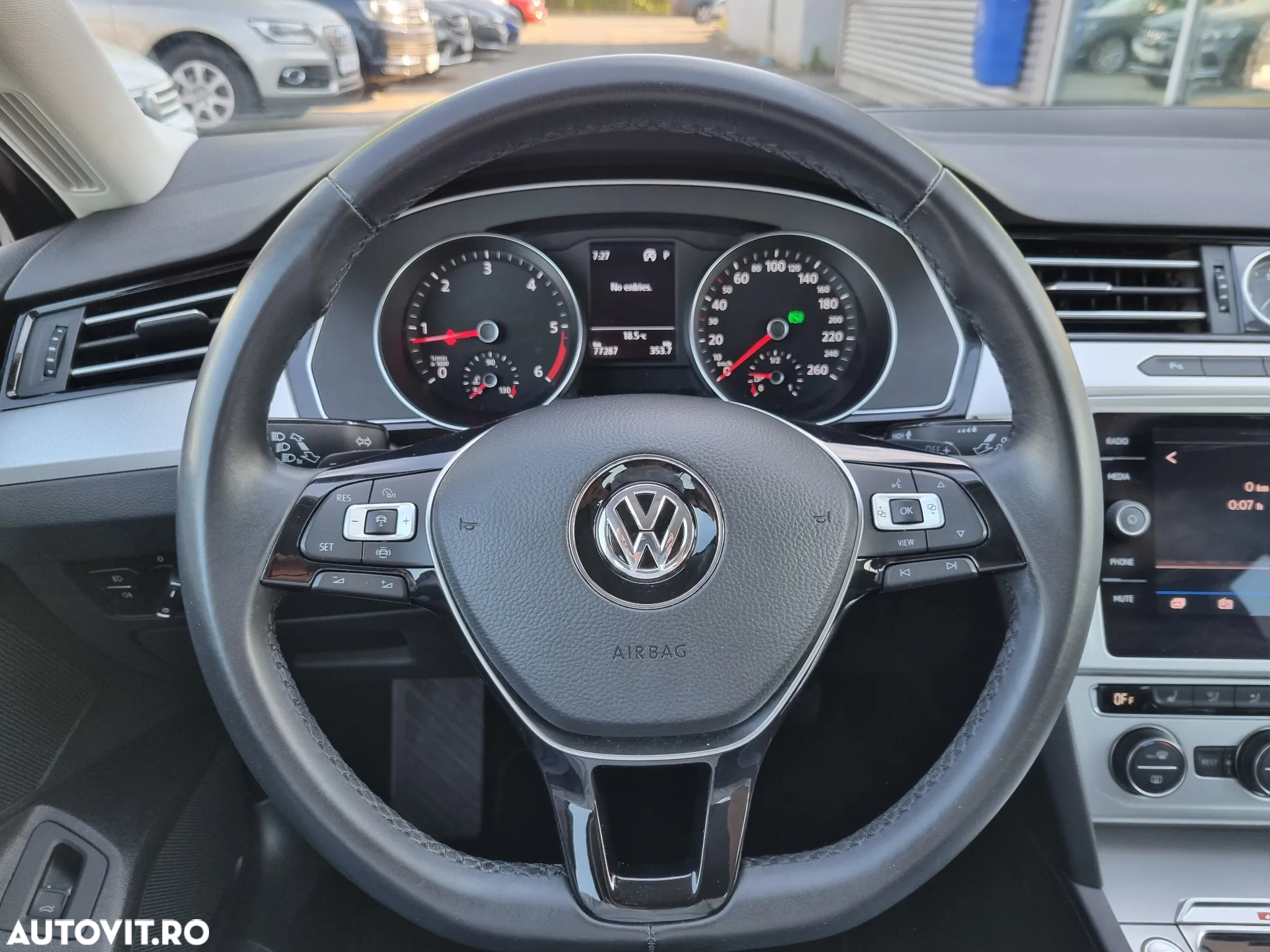 Volkswagen Passat Variant 2.0 TDI DSG 4Motion Comfortline - 18