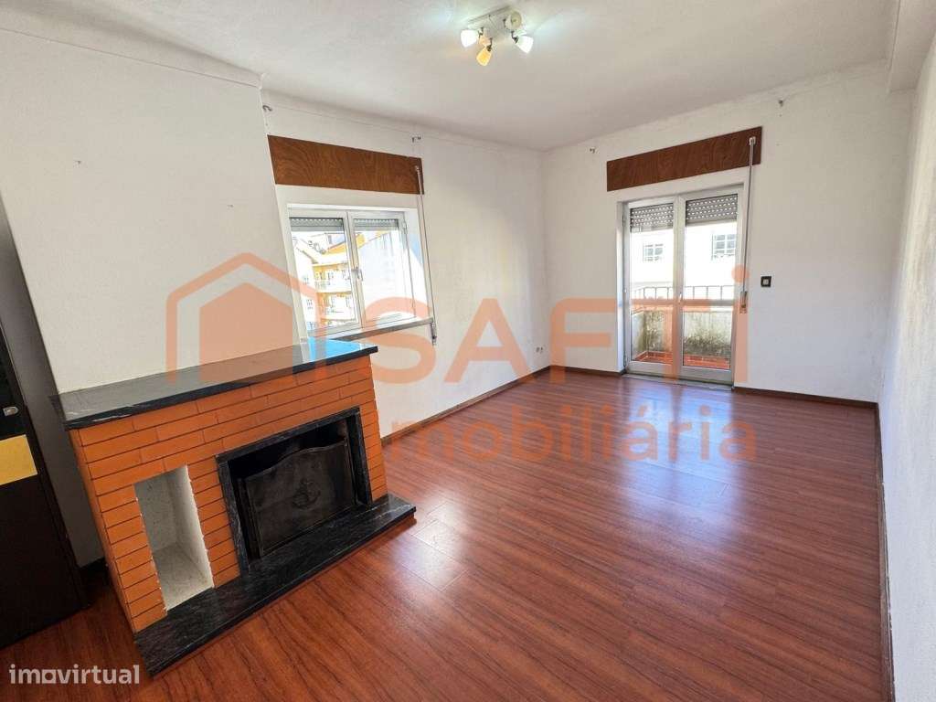 Apartamento para Arrendar em Fátima - Rua João de Deus - Grande imagem: 2/22