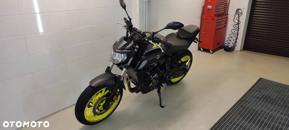 Yamaha MT - 4