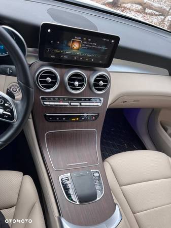 Mercedes-Benz GLC 300 4Matic 9G-TRONIC - 16