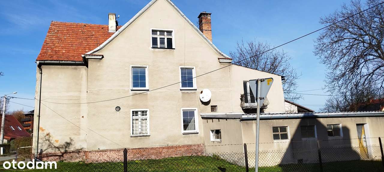 Atrakcyjny inwestycyjnie + powierzchnie handlowe!-1