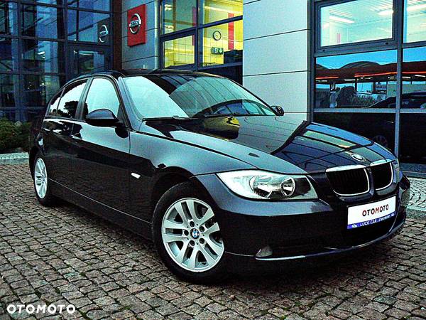 BMW Seria 3 318i - 2