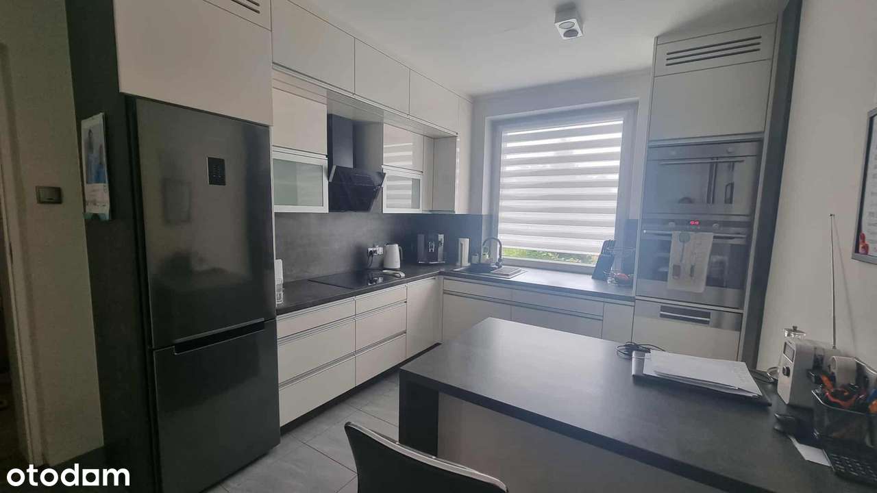 Zadbany dom w Cieszynie w dzielnicy Mnisztwo.-6