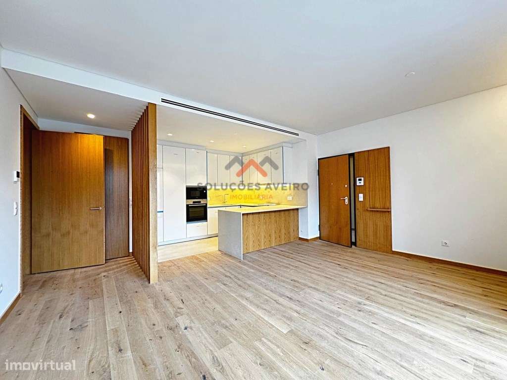 Apartamento T2 novo, centro de Aveiro!-3