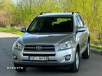 Toyota RAV4 - 3