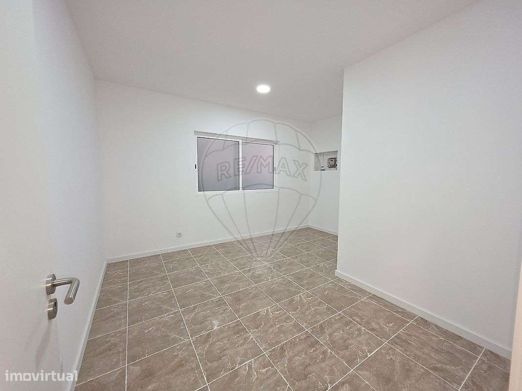 Apartamento T5 para venda - Grande imagem: 5/11