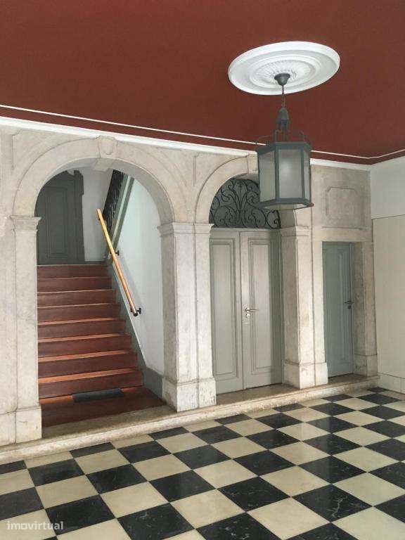 Apartamento em palácio reabilitado no coração do Chiado-14