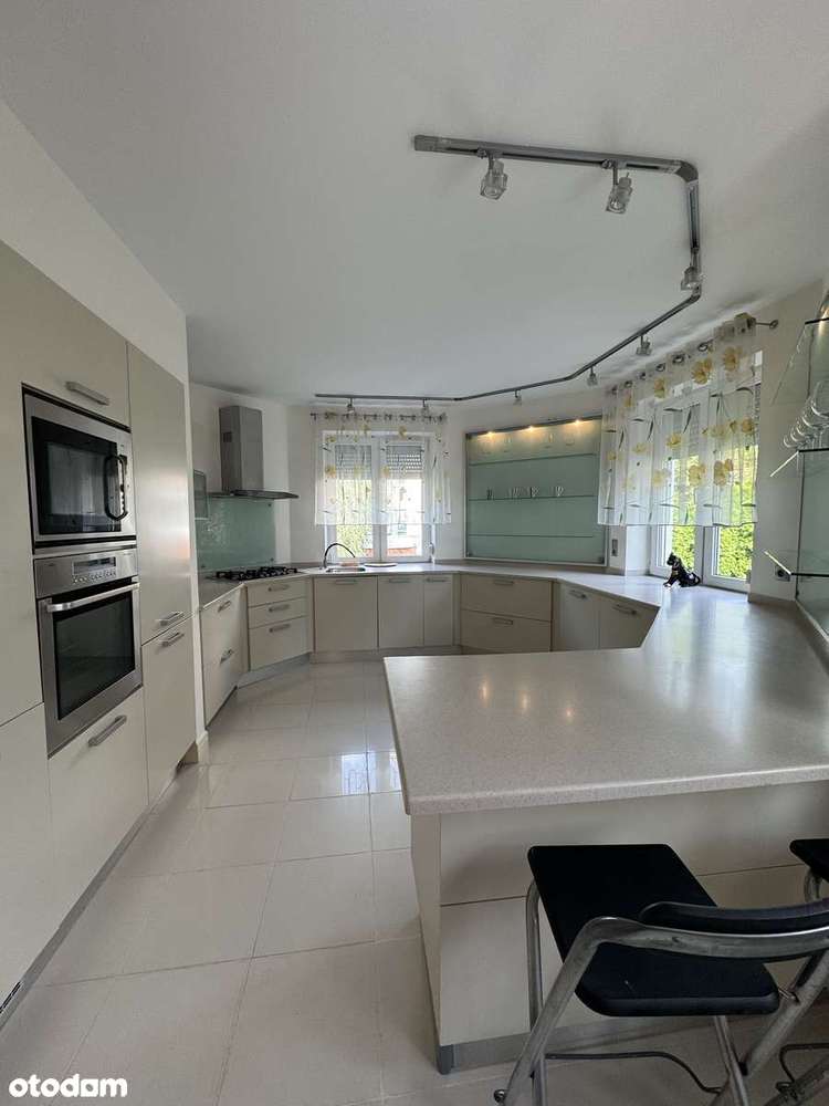 Piękny dom z ogrodem do wynajęcia. Świeżo po remoncie. Nowe meble! - Pełny obrazek: 5/15