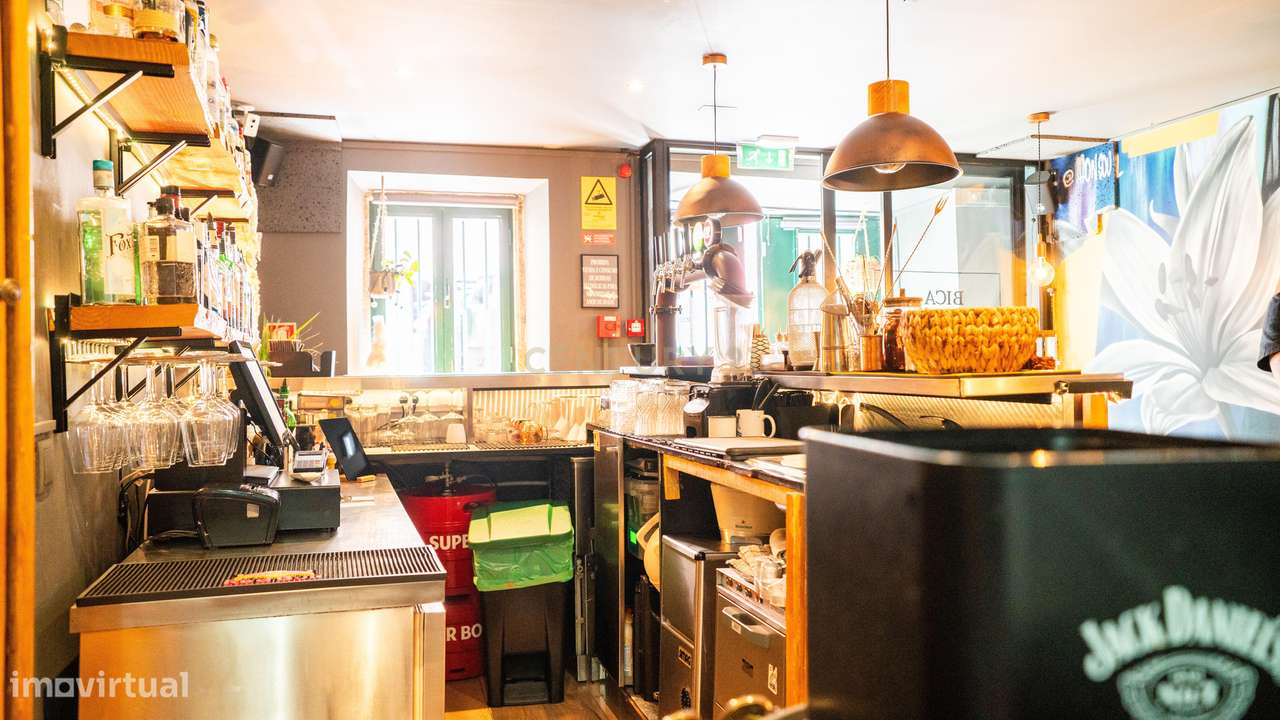 Restaurante Pronto a Funcionar na Emblemática Rua da Bica – Uma Oportu - Grande imagem: 4/27