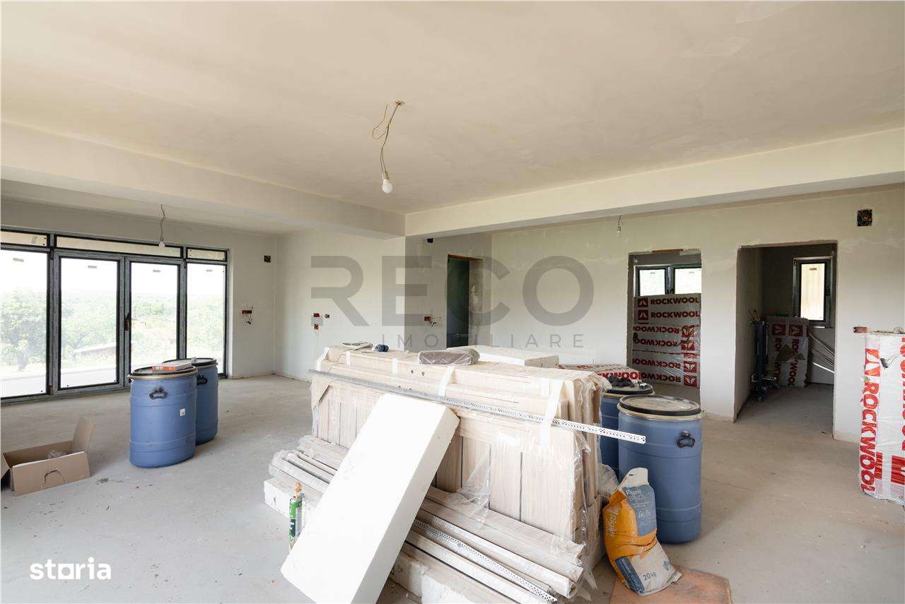 Casa cu living+3 camere cu panorama si teren mare pe Sofiei - Imagine principală: 3/20