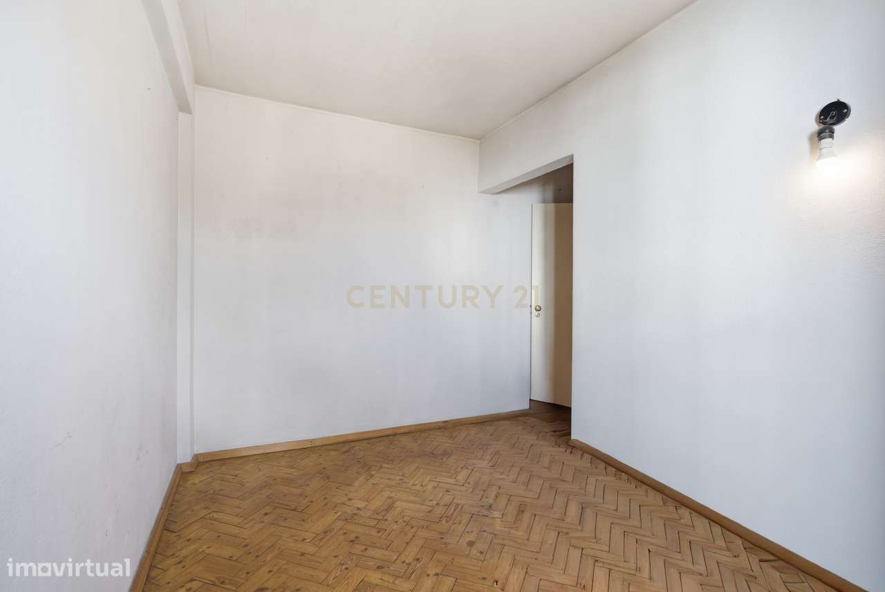 Olivais T4 para venda-11