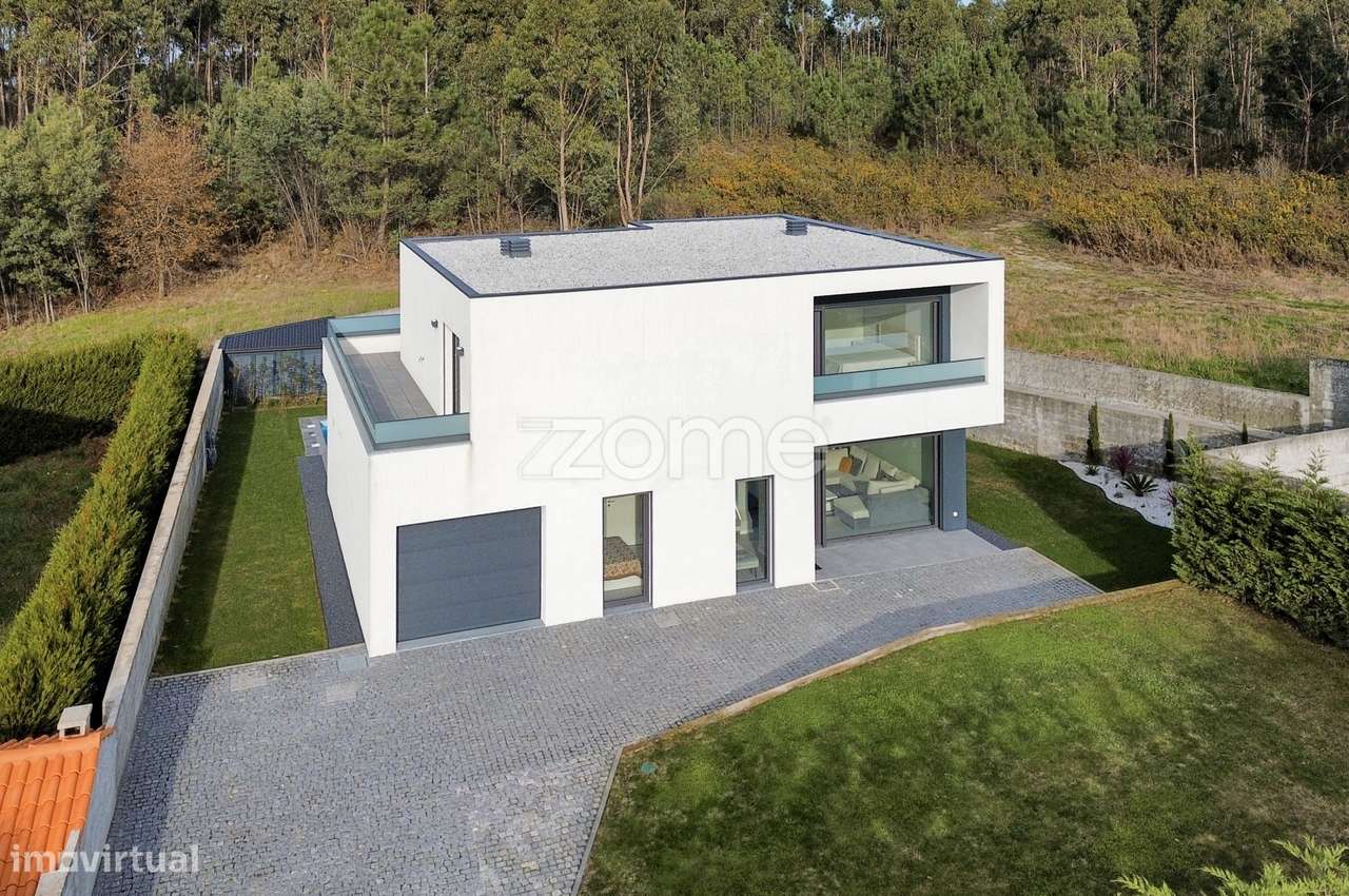 Moradia Individual Seminova com piscina em Vila-Chã - Esposende! - Grande imagem: 5/60