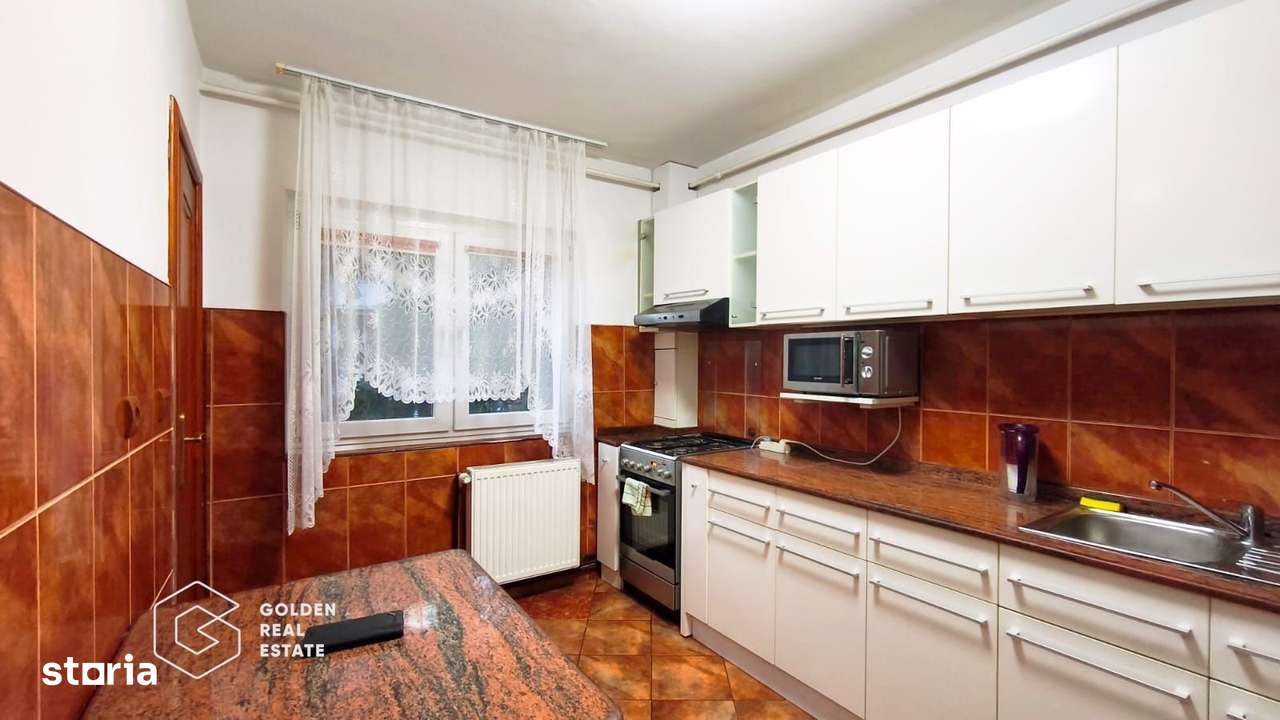 Apartament spatios cu 2 balcoane, centrala proprie, zona Micalaca - Imagine principală: 3/10