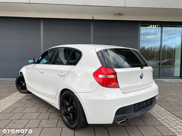 BMW Seria 1 120i Edition Sport - 4