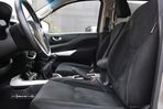 Nissan Navara 2.3 dCi CD 4WD N-Connecta Nav+Barras - 18