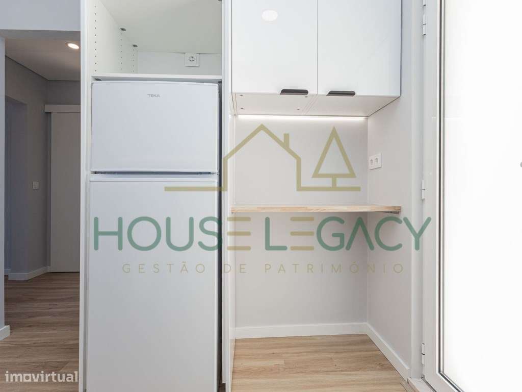 Apartamento T2 - Custóias-5