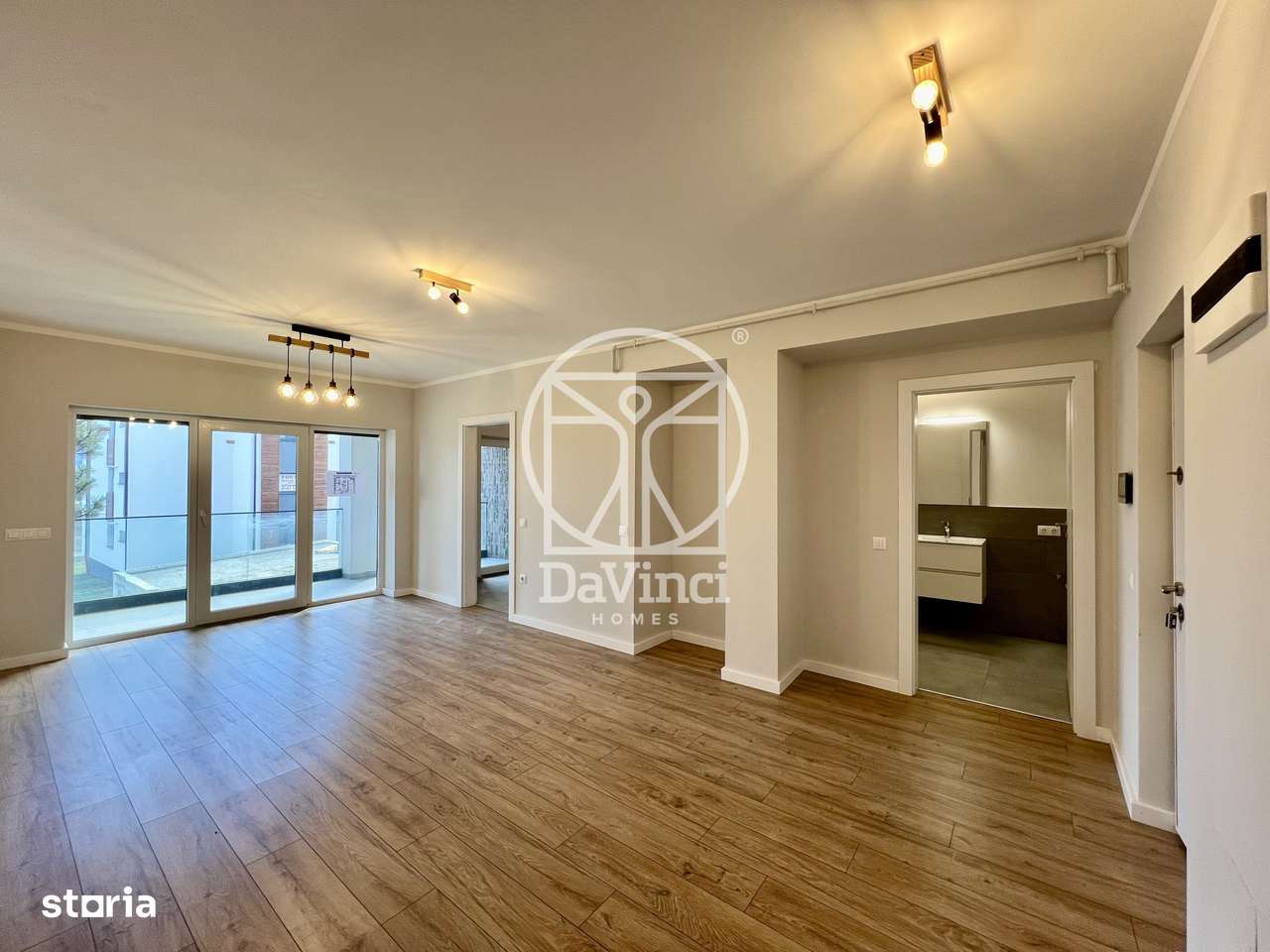 Dezvoltator imobiliar -2 camere, bucatarie separata, balcon 15 mp - Imagine principală: 4/15