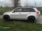 Suzuki Grand Vitara 2.0 - 19