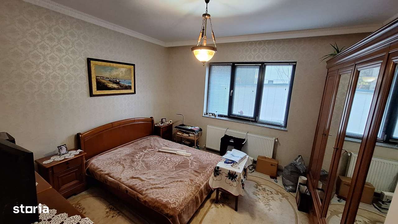 Casa de vanzare in localitatea Lazu - Imagine principală: 5/6