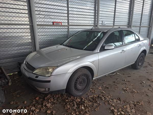 FORD MONDEO MK3 SEDAN ,CZĘŚCI , lampa, błotnik, zderzak, maska - 3