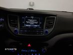 Hyundai Tucson 2.0 CRDI BlueDrive Style 2WD - 19