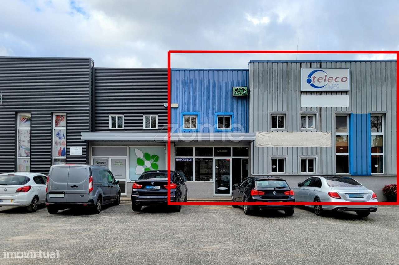 Pavilhão em Campo - Grande imagem: 1/17