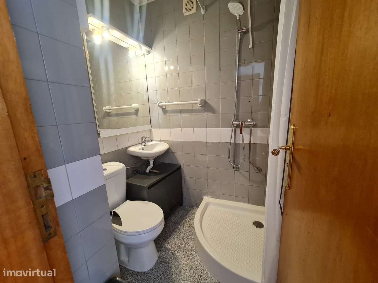 Apartamento T4 com suite e garagem  – em frente ao Metro Pedro Hispano-22