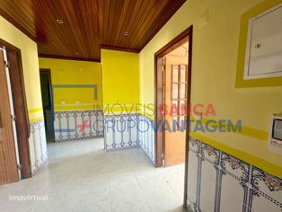 Apartamento T2 Carregado