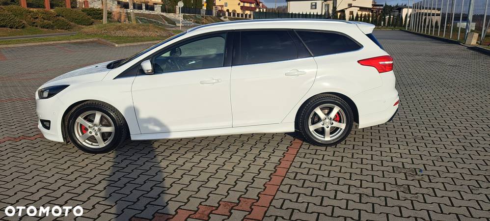 Ford Focus 1.0 EcoBoost Titanium ASS - 9