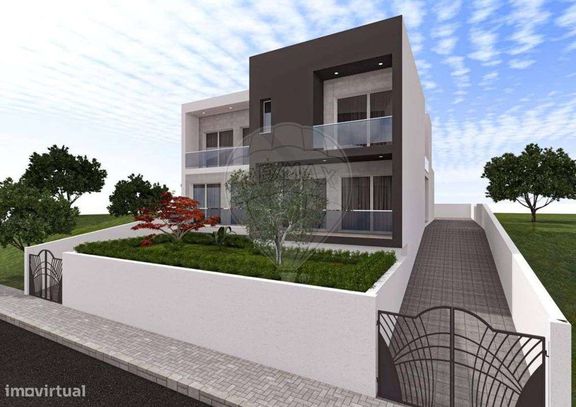 Moradia T4 para venda - Grande imagem: 2/8